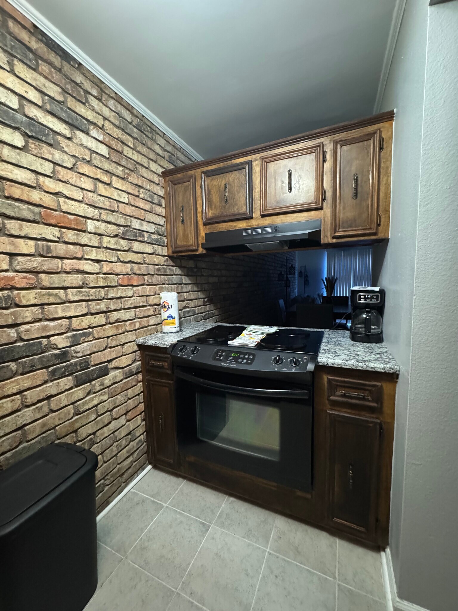 Building Photo - 3162 Highway 1 S