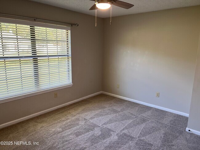 Building Photo - 410 Jax Estates Dr N