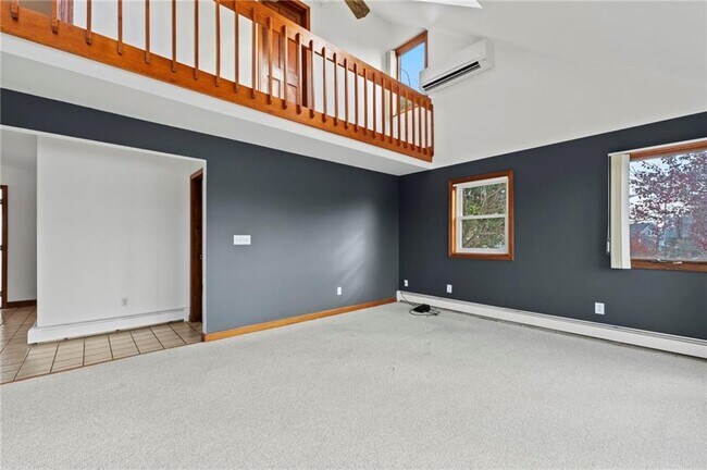 Building Photo - 1 Rodeo Dr