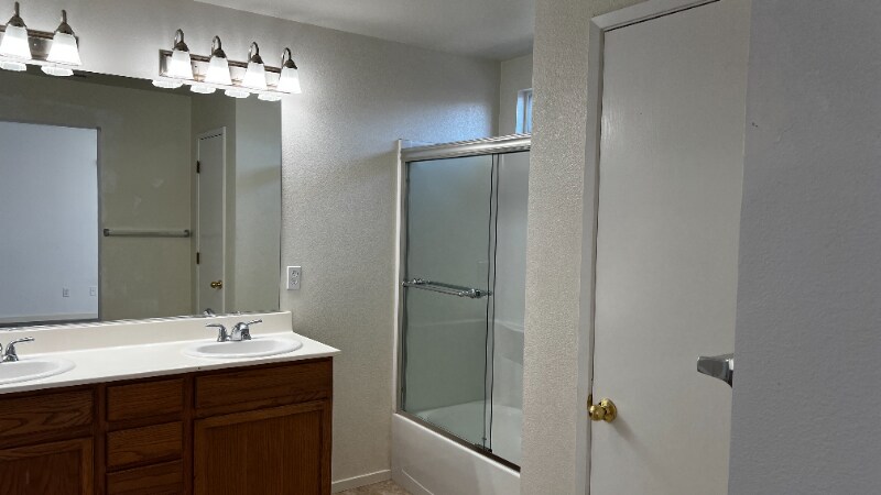 Building Photo - 3112 Puffin Cir