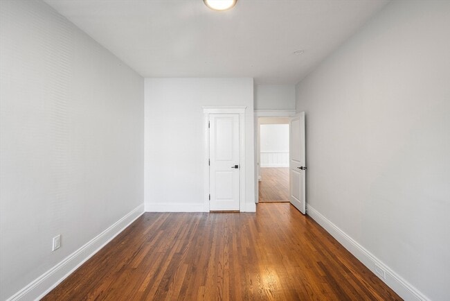 Building Photo - 110 Bellingham St
