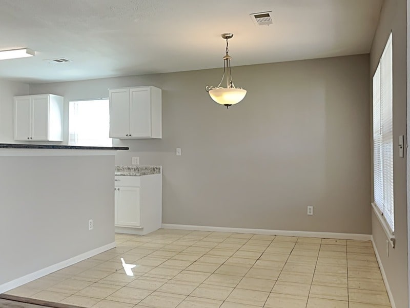 Building Photo - 18019 Kinsale Valley Ln