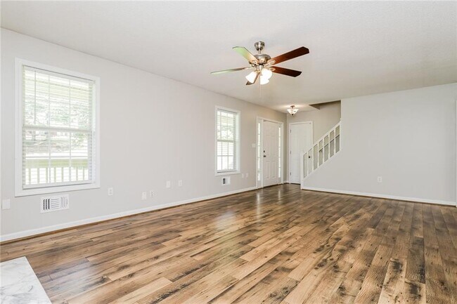 Building Photo - 169 Hayes Cir