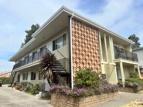 Building Photo - Yee, Alvin (Browning)