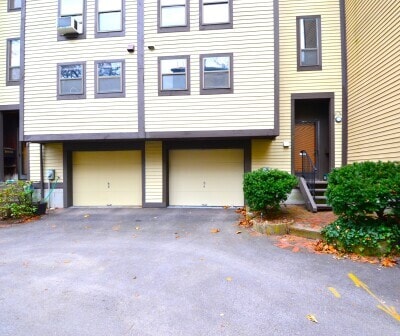 Building Photo - 36 Irving St