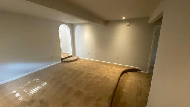 Building Photo - 1918 Oleander