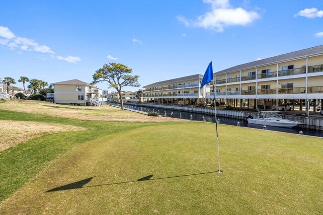 Building Photo - 775 Gulf Shore Dr