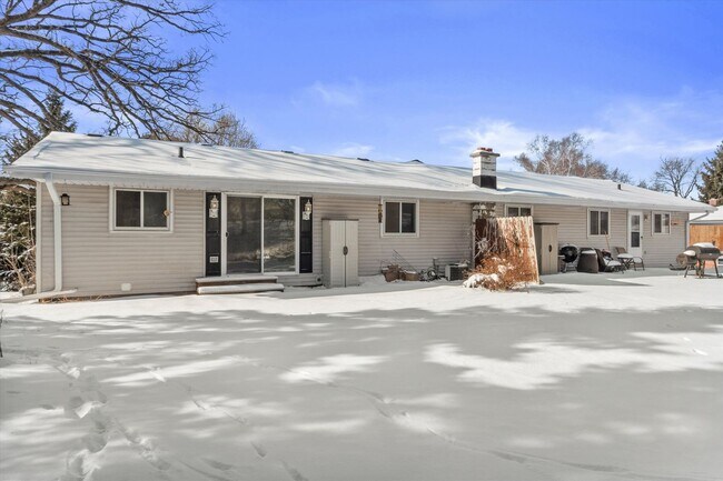 Building Photo - 666-668 Hearne Ct.