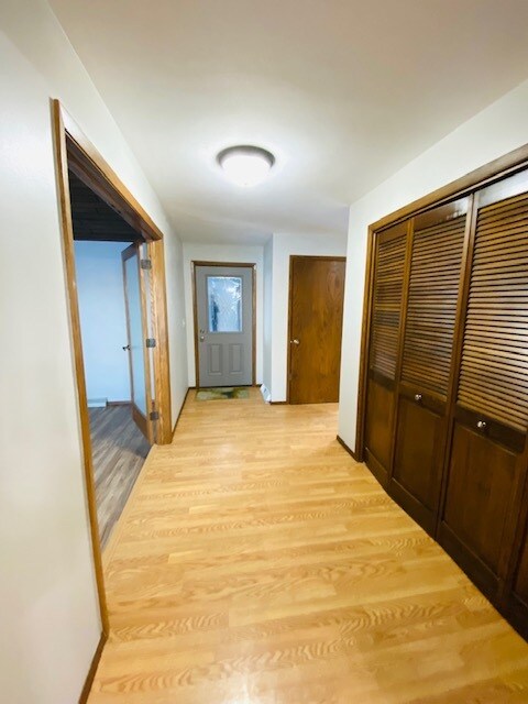 Building Photo - 1980 Tumblebrook Rd