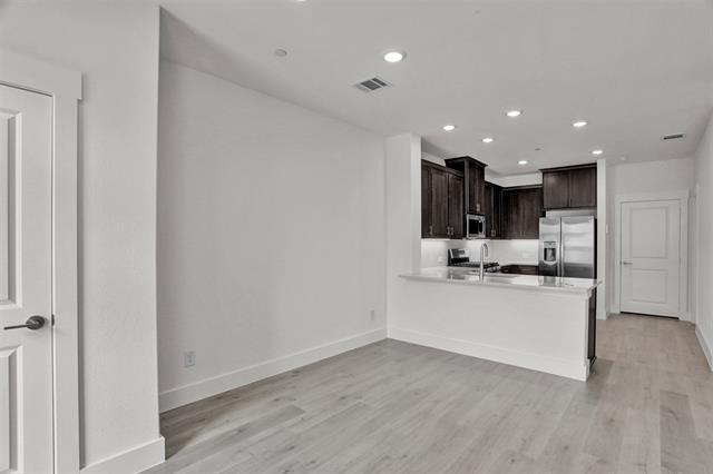 Building Photo - 2543 Huxley Mews