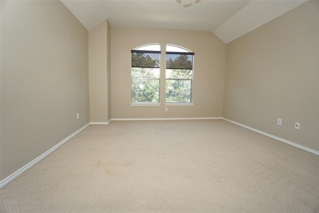 Building Photo - Location, Location! A Must-See Midtown Gem!