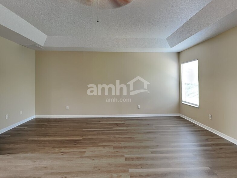 Building Photo - 2475 Breezy Meadow Rd