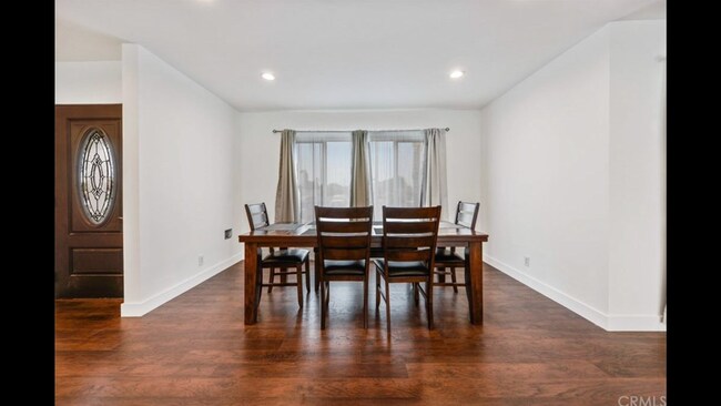 Building Photo - 1801 Lorella Ave