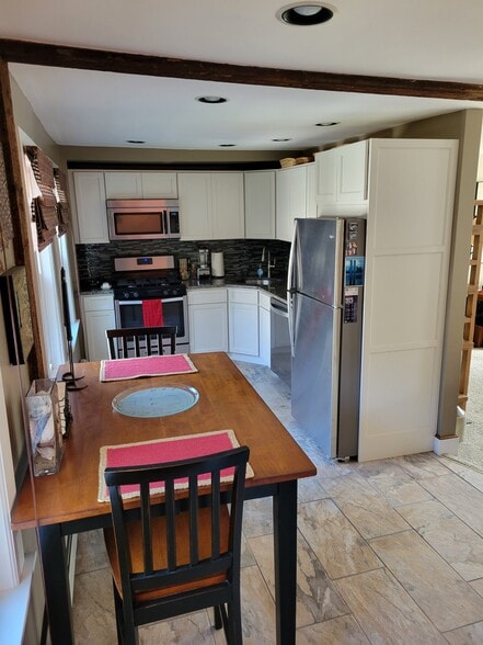 Kitchen w/Furniture - 106 Granite St