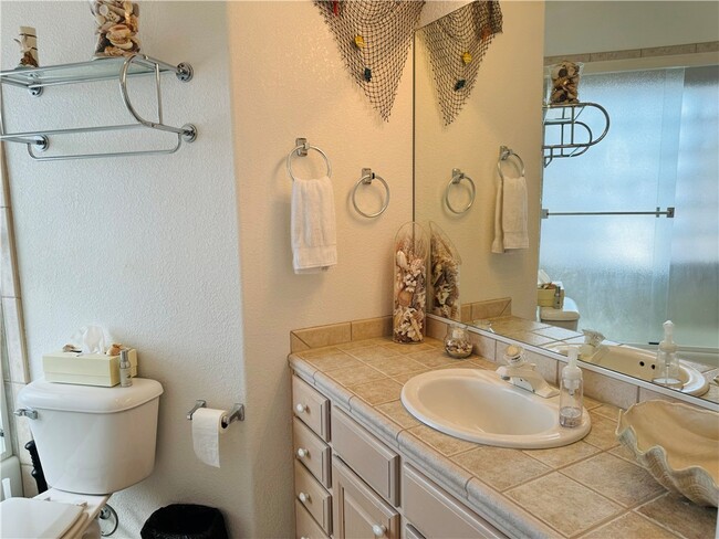 Building Photo - 2057 Sandtrap Ln