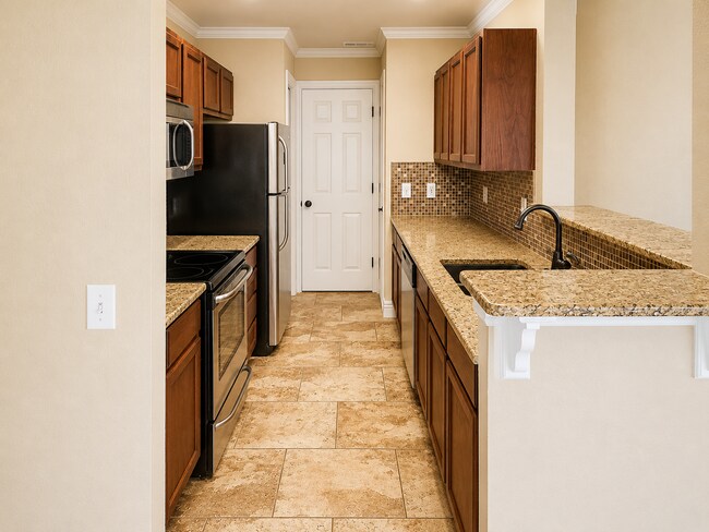 Building Photo - 902 Melmar Dr