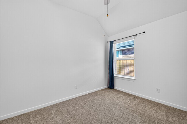 Building Photo - 16930 Creek Mountain Dr
