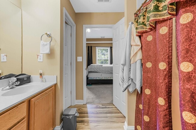 Building Photo - 4317 Saron Dr