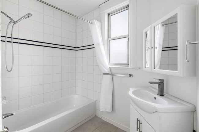 Building Photo - 730 Inca St