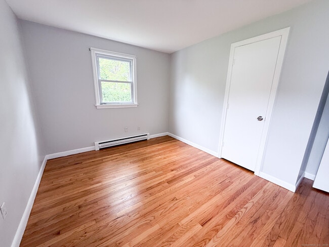 Building Photo - 15 Trout Brook Rd