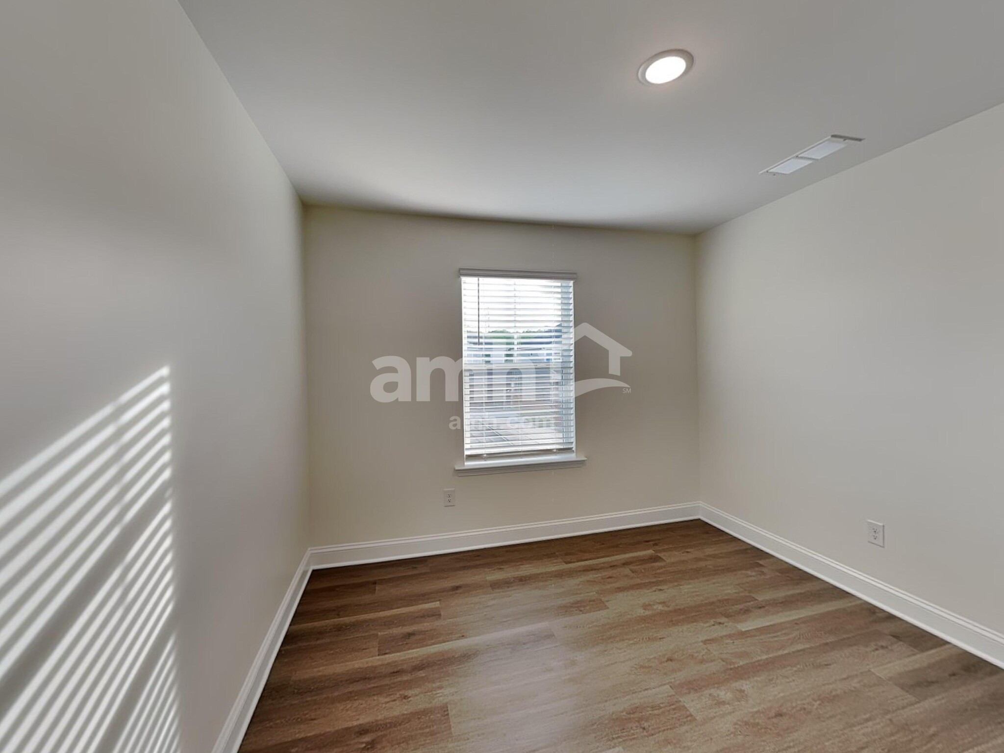 Building Photo - 3512 Lincoln Hts Ln