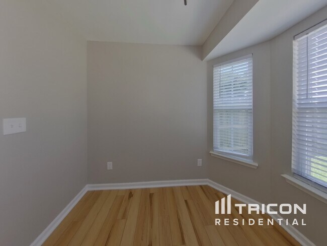 Building Photo - 6821 Parkers Crossing Dr
