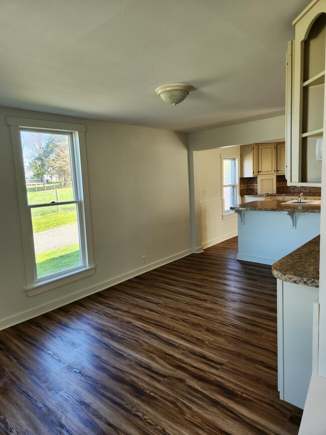 Building Photo - 53 Liberty Ln