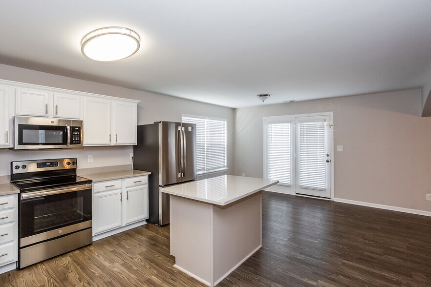 Building Photo - 1148 Aprilia Ln