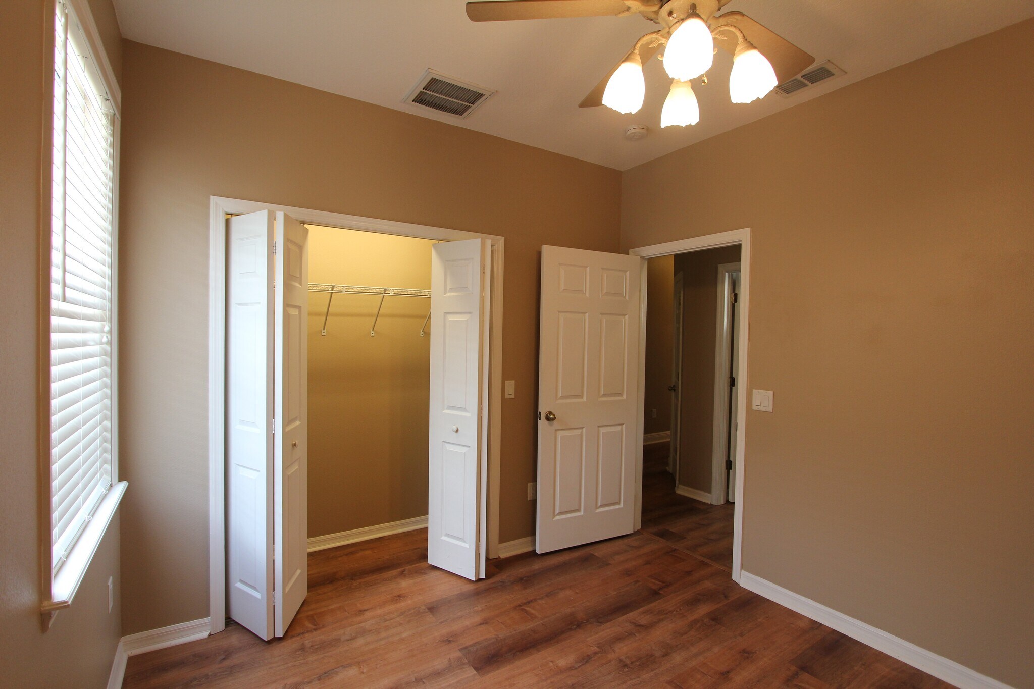 All bedrooms have lighted ceiling fans and large lighted closets - 37410 Picketts Mill Ave
