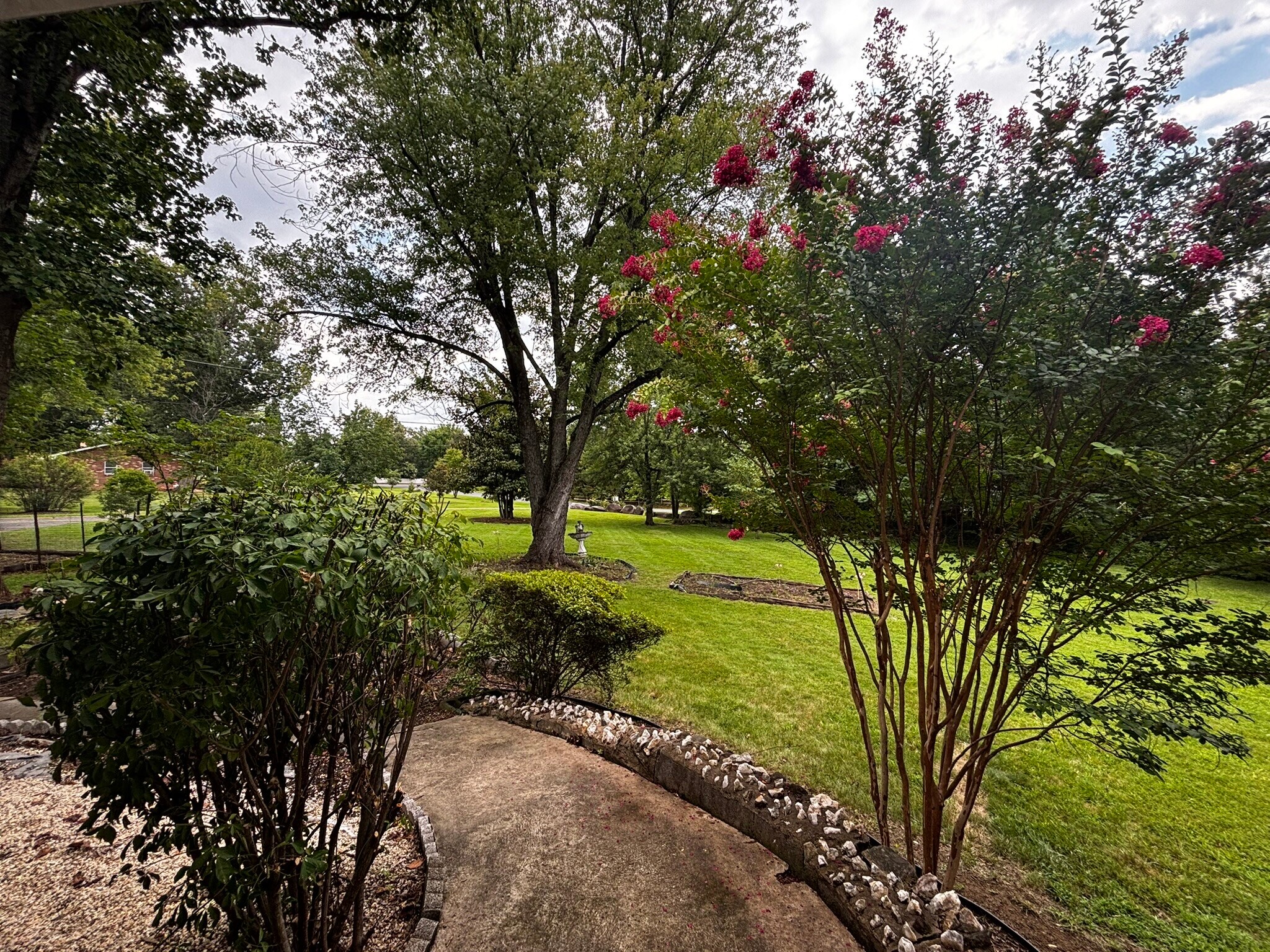 Building Photo - 25339 Rainbow Ranch Ln