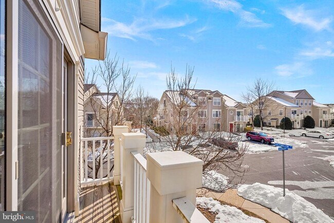 Building Photo - 43374 Greyswallow Terrace