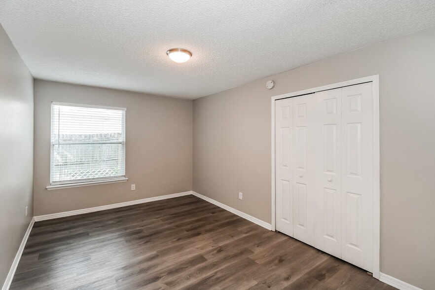 Building Photo - 1531 Eddings Grove Ln