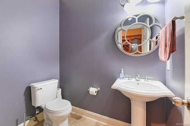 Building Photo - 8318 Chadburn Way