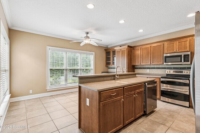Building Photo - 53 Deer Ln