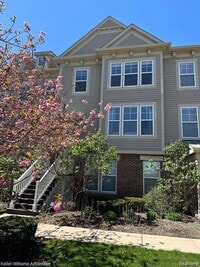 Building Photo - 150 Hamilton St