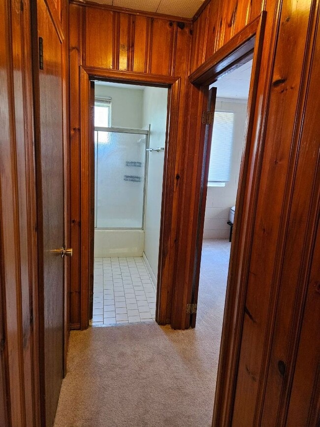 Building Photo - Spacious 1BR with Private Study – Minutes from UNC