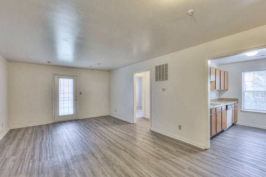 Building Photo - Cassell Ridge Apartments