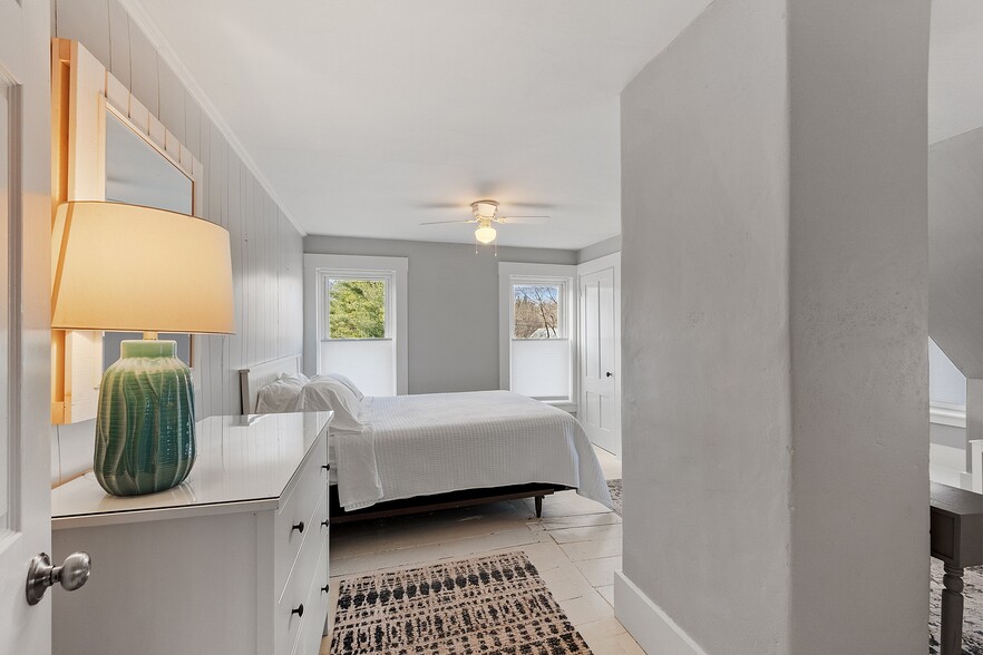 Building Photo - 17 Park St