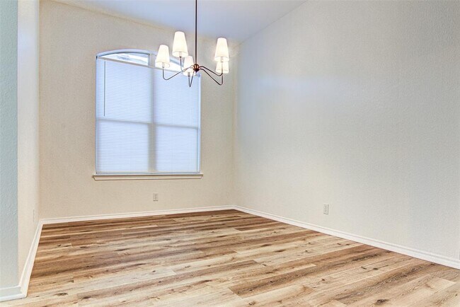 Building Photo - 9009 Colberg Dr