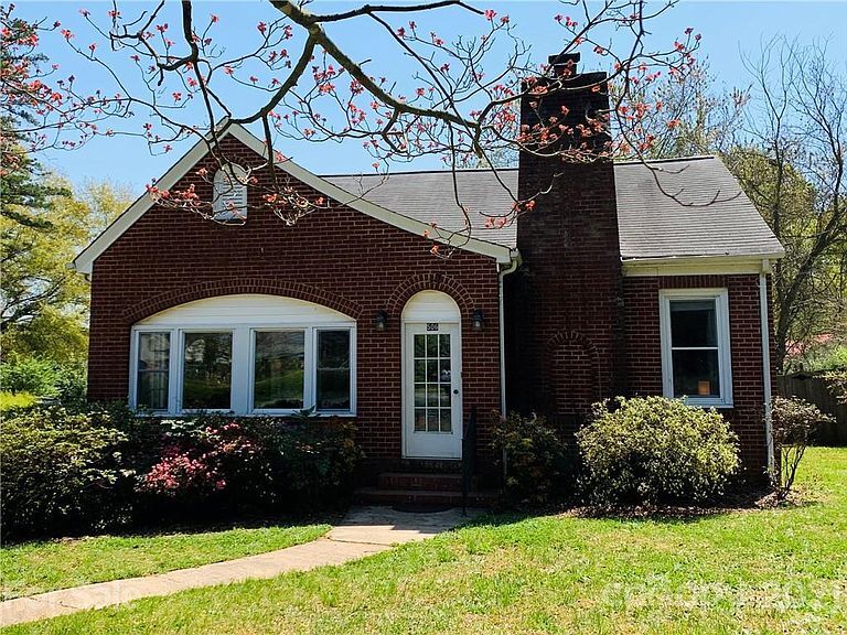 Building Photo - 506 Belmont Mount Holly Rd