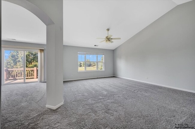 Building Photo - 1848 Crenshaw Cir