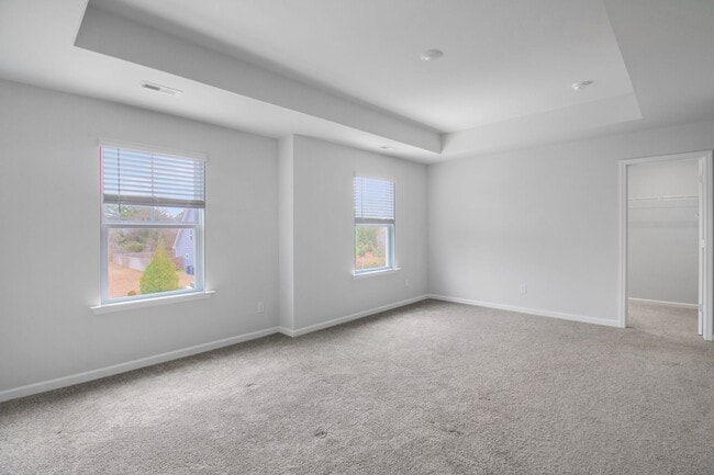 Building Photo - Gorgeous Newer Construction In Sneads Ferry!!