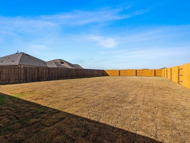 Building Photo - 308 Rimrock Ct
