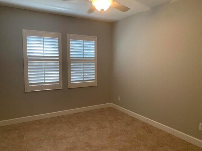 Building Photo - 30793 Pine Ct