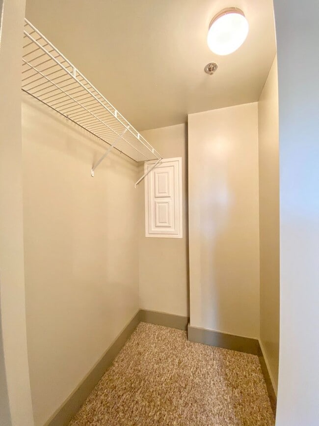 Building Photo - Great find for Lake Plaza: Available for E...