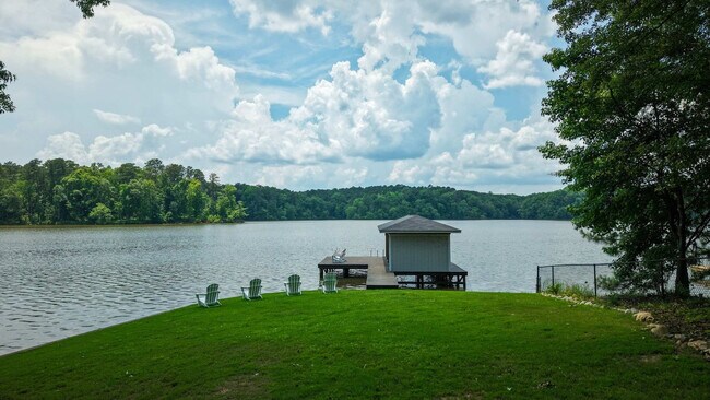 Building Photo - 138B Little River Run N
