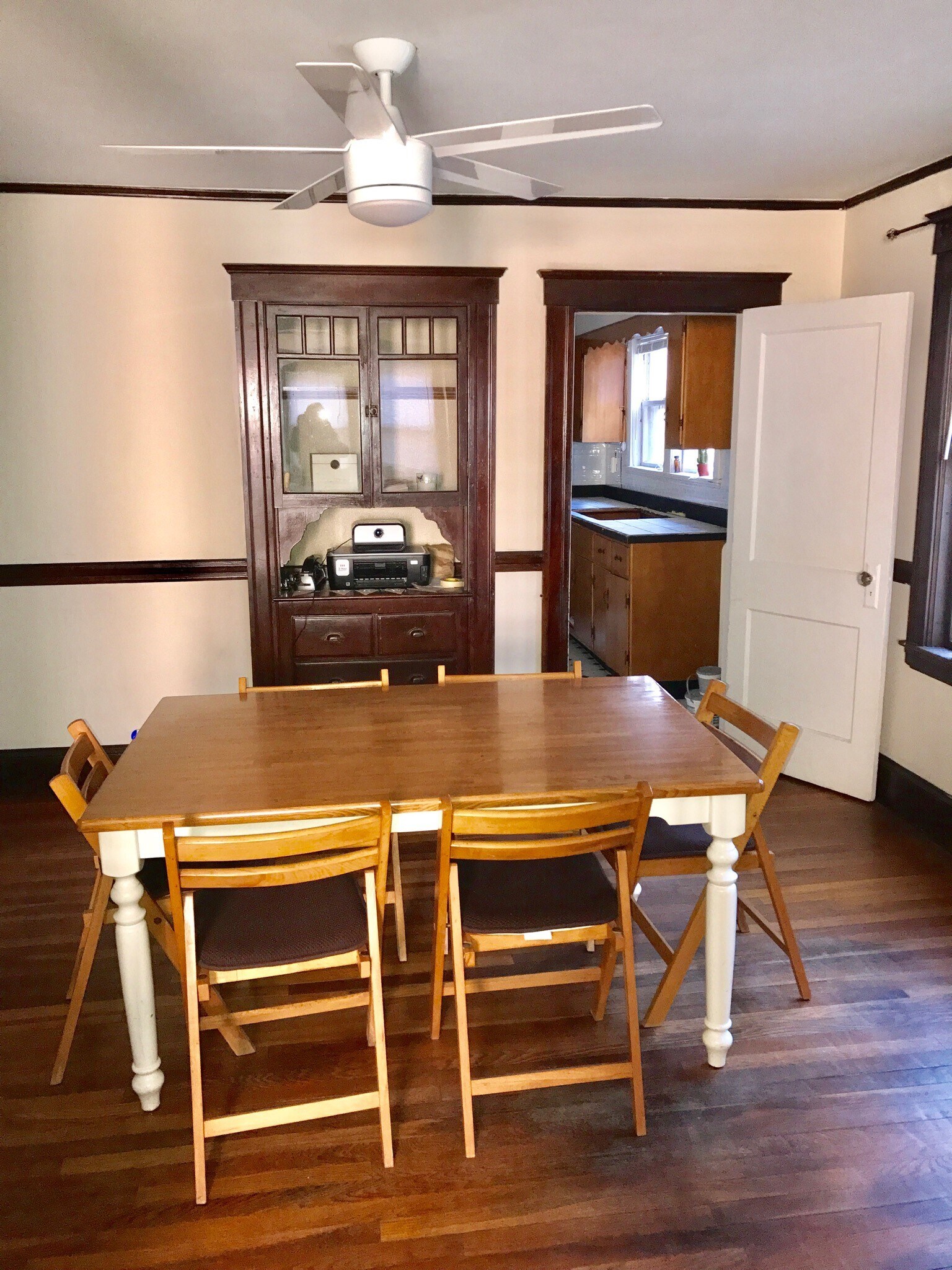 Building Photo - 171 Hillside St