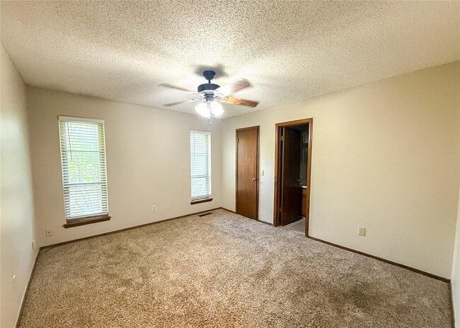 Building Photo - 101 Sahoma Terrace