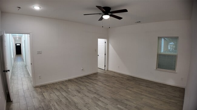 Building Photo - 4709 Lee St