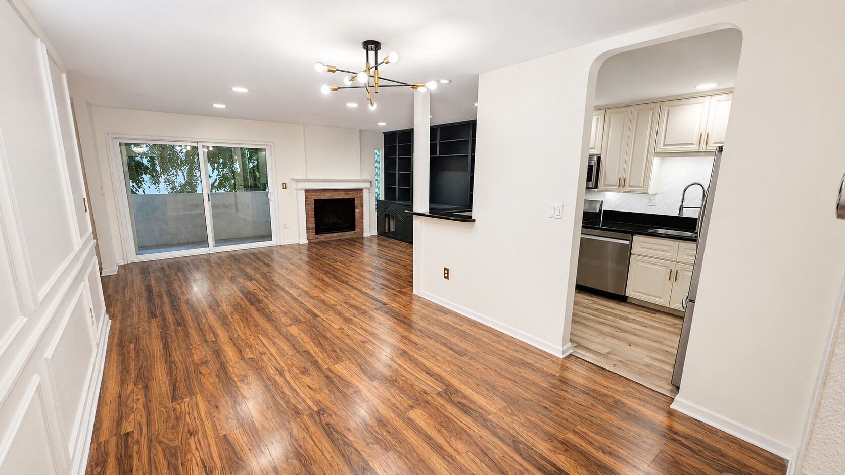 Building Photo - 5255 Bellingham Ave